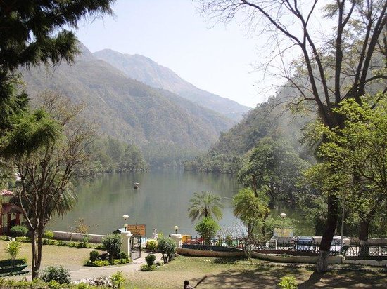 Resorts Near Renuka Lake