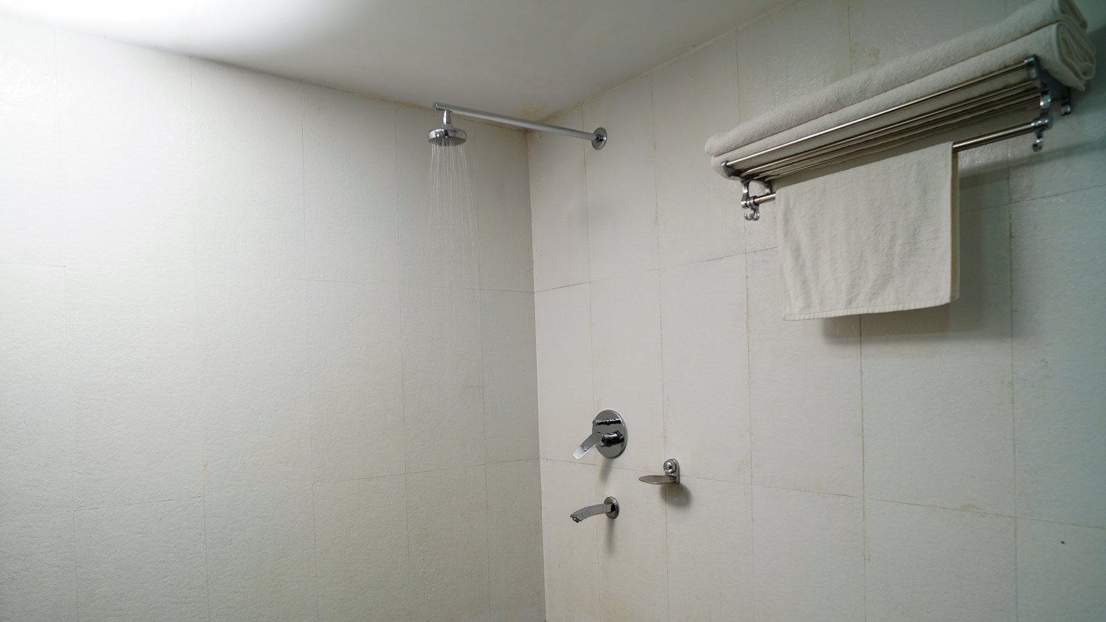Bird Trail Cottage — Bathroom — The Sirmour Retreat Nahan